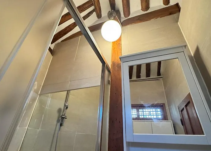 펜션 Hausda Samcheong Private Yard Hanok 3br 4bed 6person 8table 서울특별시